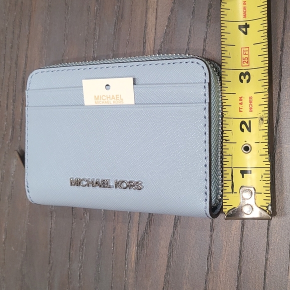 Michael Kors MD ZA card case Leather in Pale Blue - Picture 7 of 7